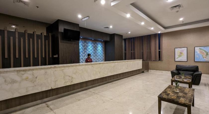 Horison Hotel Pematang Siantar Exterior foto